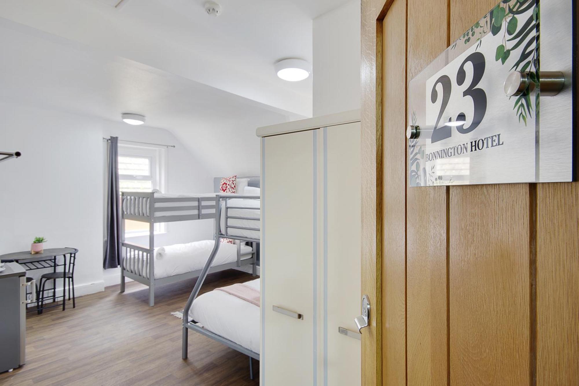 Azure Beach Hotel ボーンマス エクステリア 写真